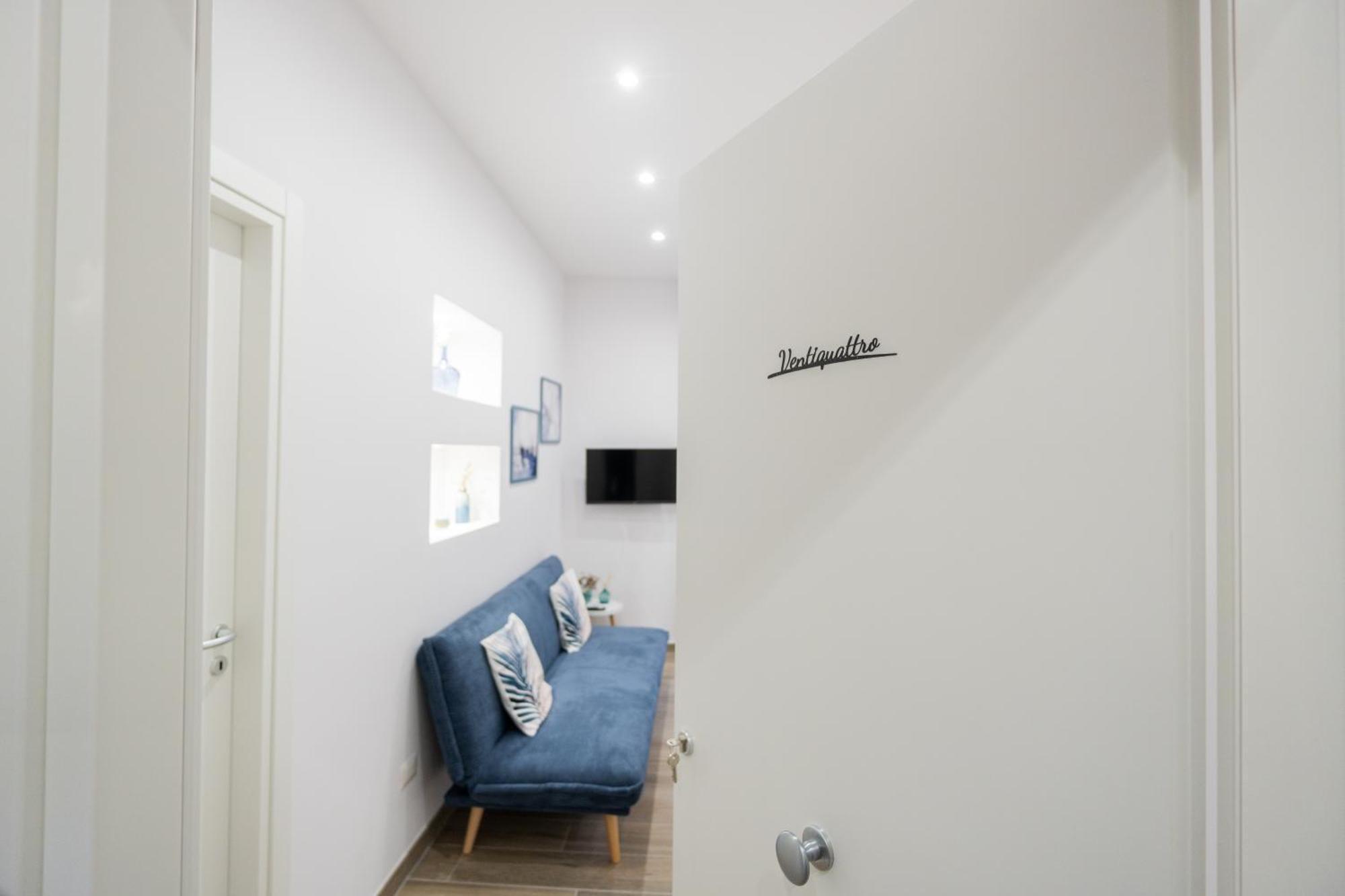 La Casa Di Bianca - Modern Suites Near Plebiscito Наполи Екстериор снимка