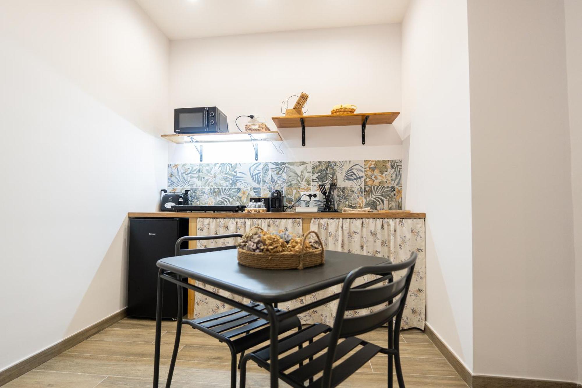 La Casa Di Bianca - Modern Suites Near Plebiscito Наполи Екстериор снимка